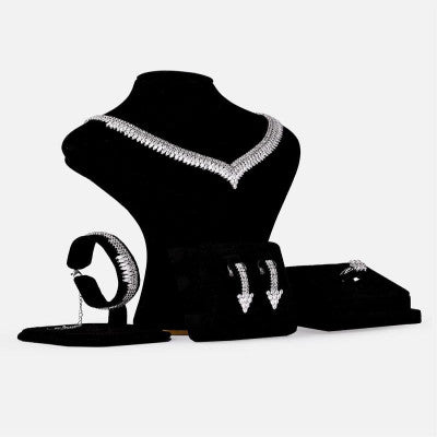 Women's royal silver set